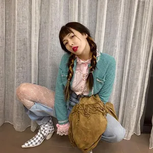泫雅混色麻花辫性感可爱美照图片_6