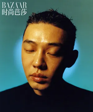 刘亚仁时尚杂志帅气图片写真_8