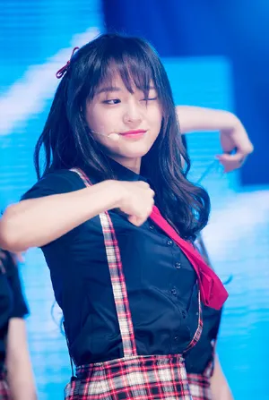 性感美女金世正制服诱惑图片第1张