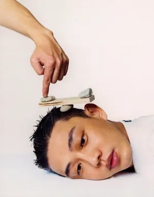 刘亚仁气质独特个性十足写真图片_4