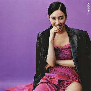 黄美英性感杂志内页写真图片_4