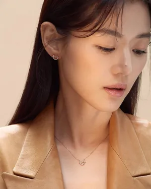 性感个性美女明星全智贤优雅写真_3