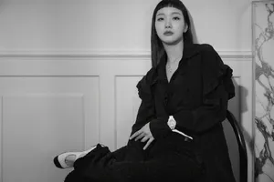 金高银优雅珠宝画报大片写真图片_4