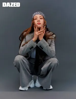 BLACKPINK智秀头巾造型帅气魅惑迷人写真图片_3