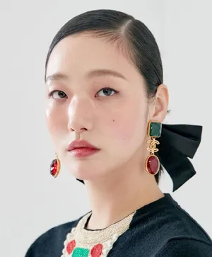 金高银高级质感大片写真图片_4