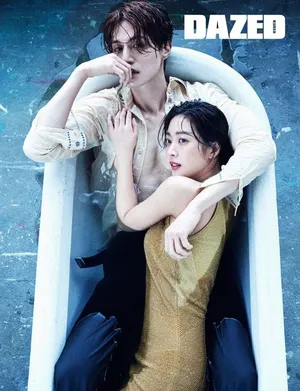 李栋旭赵宝儿湿发敞露肌肉写真图片_1