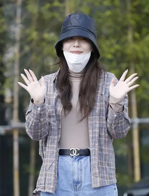 李艺真_2