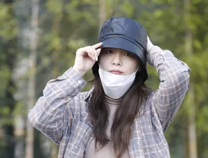 李艺真_3