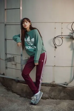 Lisa秋冬画报酷飒写真图片_6