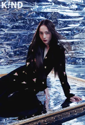 郑秀晶油彩大片写真图片_6