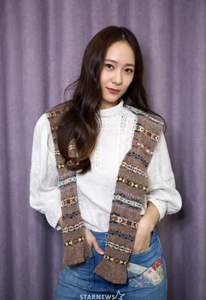 郑秀晶最新清爽私服照图片_3