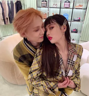 泫雅与男友亲密性感撩人合照图片_6