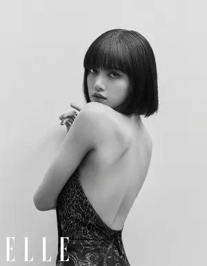 Lisa百变性感中文杂志内页写真图片