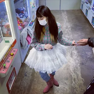 泫雅蓬蓬纱裙搞怪可爱街拍照图片_7