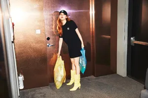 泫雅最新时尚鬼马写真图片_3