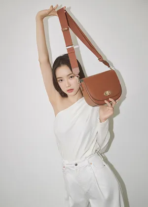 孙娜恩时尚性感时装大片写真图片_1