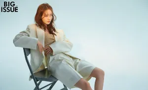 林允儿素净淡妆优雅写真图片_2