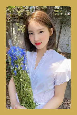 TWICE组合唯美写真图片_1