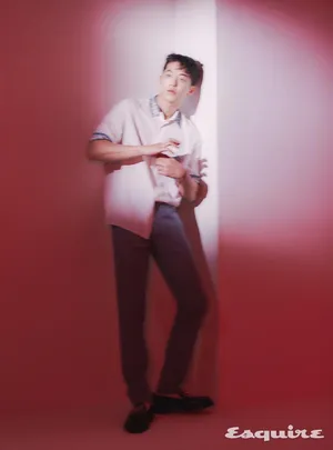 南柱赫六月新刊杂志大片写真图片_6