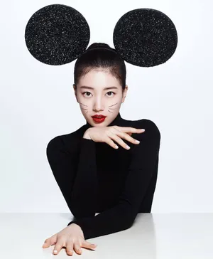 裴秀智绝美封面大片写真图片_2