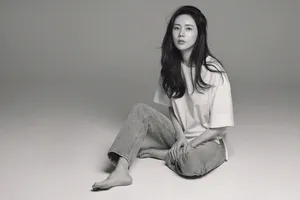 秋瓷炫性感迷人写真图片