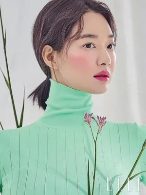 申敏儿美妆画报写真图片