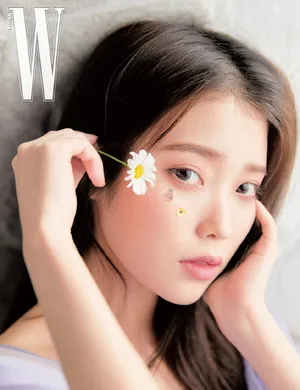 IUWKOREA四月刊封面写真_2