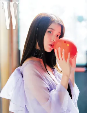 IUWKOREA四月刊封面写真_4