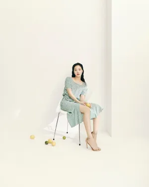 金高银性感写真图片_14