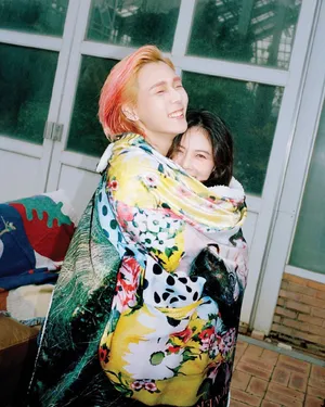 金泫雅金晓钟DAZEDKorea四月刊杂志写真_6