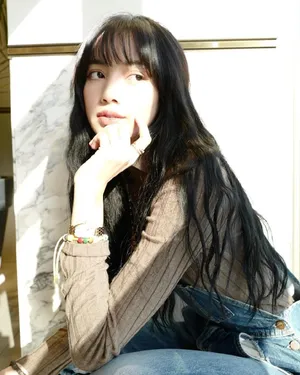 LISA清爽性感居家写真图片第1张