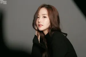 韩国美女明星朴敏英写真图片_9