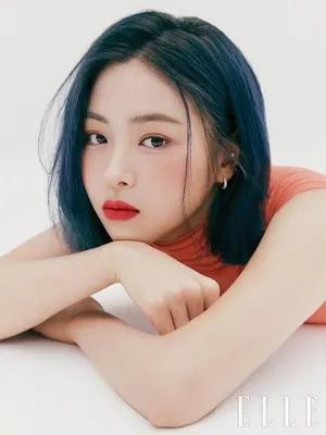 韩国女团ITZY杂志封面写真_6