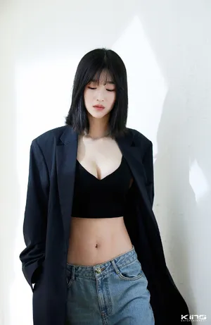 徐睿知性感杂志花絮照图片_5