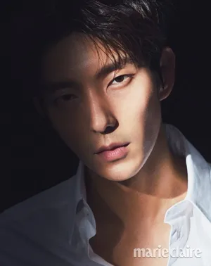 徐睿知MarieClaireKorea封面写真_5