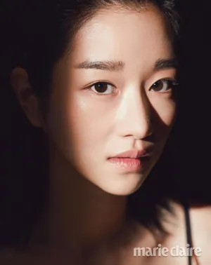 徐睿知MarieClaireKorea封面写真_6