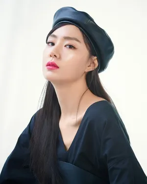 徐智慧性感迷人写真图片_3
