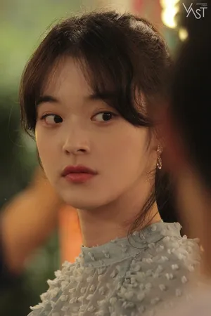 申度贤甜美生活照图片_4