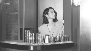 徐睿知黑白系列生活照图片第1张