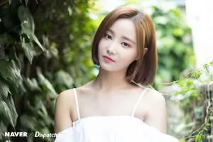 韩国女明星妍雨性感写真图片_4
