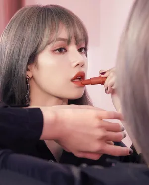 美女明星LISA魅惑性感写真图片_7