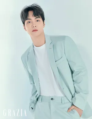 NUEST金钟炫GraziaKorea5月刊写真