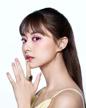 TWICE组合性感写真图片_2