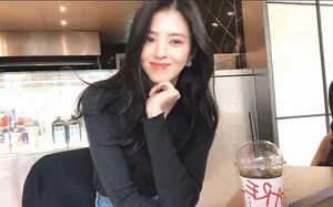 韩素希甜美可爱写真图片_9