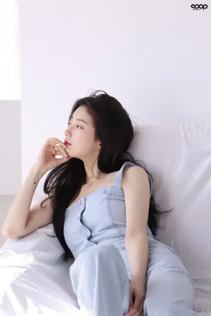裴秀智杂志花絮照图片_3