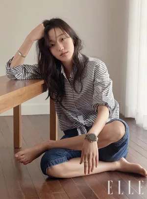 金高银清新简约写真图片
