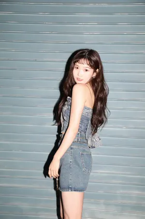 OHMYGIRL时尚性感写真图片_6