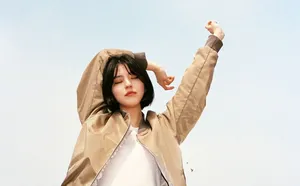 韩素希清爽短发性感写真图片_8