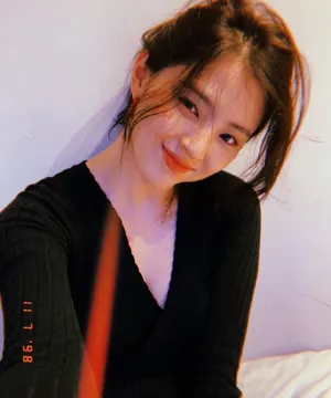 美女明星韩素希清新性感图片_2