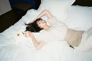 权娜拉Cosmopolitan封面写真图片_10